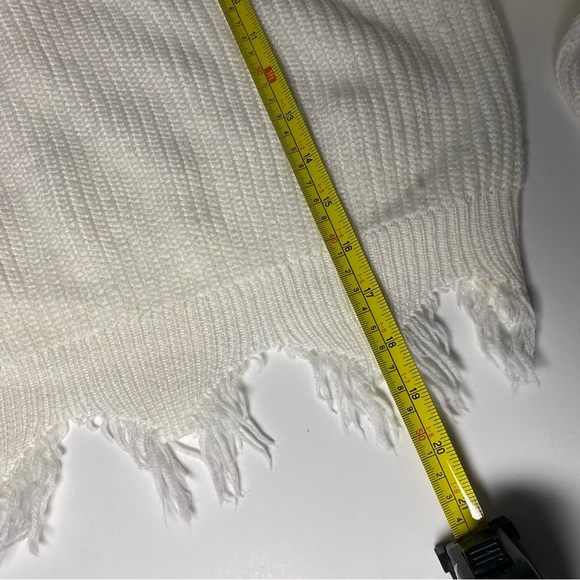 Women’s white long sleeve winter top with Hoodie Size M/L - Picture 10 of 10